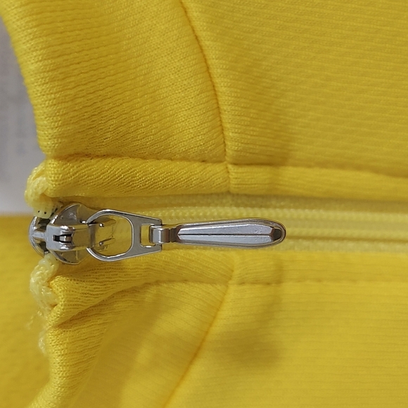 Louis Garneau Cycling Brand Yellow Jacket - XL - Picture 3 of 13